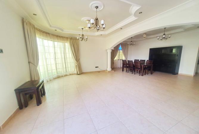 53269592 - Property Image 3