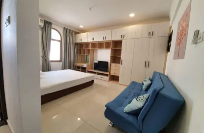 Apartment - Studio - 1 Bathroom for rent in Exhibition Road - Hoora - Capital Governorate