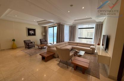Apartment - 3 Bedrooms - 5 Bathrooms for rent in Reef Island - Capital Governorate