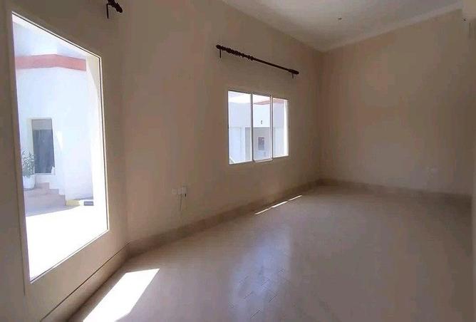 52249351 - صورة العقار 3