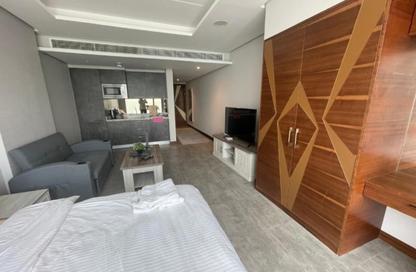Apartment - Studio - 1 Bathroom for rent in Hidd - Muharraq Governorate