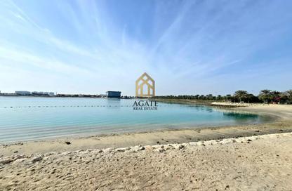 Apartment - 2 Bedrooms - 2 Bathrooms for sale in Amwaj Avenue - Amwaj Islands - Muharraq Governorate