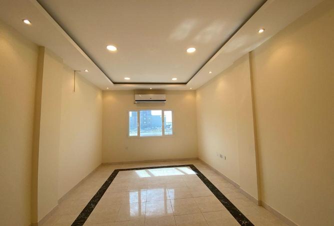 994311 - Property Image 2