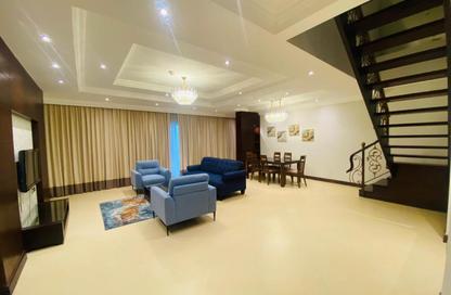 Apartment - 2 Bedrooms - 2 Bathrooms for rent in Segaya - Manama - Capital Governorate