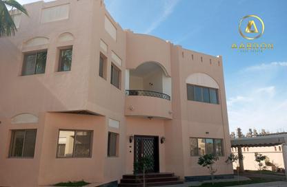 Villa - 5 Bedrooms - 4 Bathrooms for rent in Janabiya - Northern Governorate