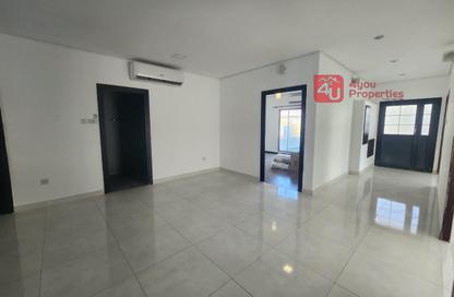 Villa - 3 - 3 for rent in Saar - Northern Governorate