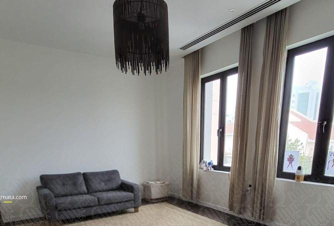 1002704 - Property Image 3