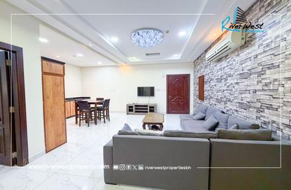 عمارة بالكامل - 8 غرف نوم - 8 حمامات للبيع في السيف - محافظة العاصمة