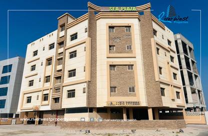 عمارة بالكامل - 8 غرف نوم - 8 حمامات للبيع في السيف - محافظة العاصمة