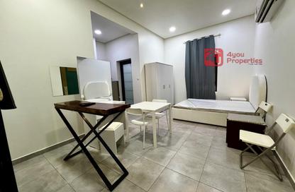 Apartment - Studio - 1 for rent in Saar - Northern Governorate