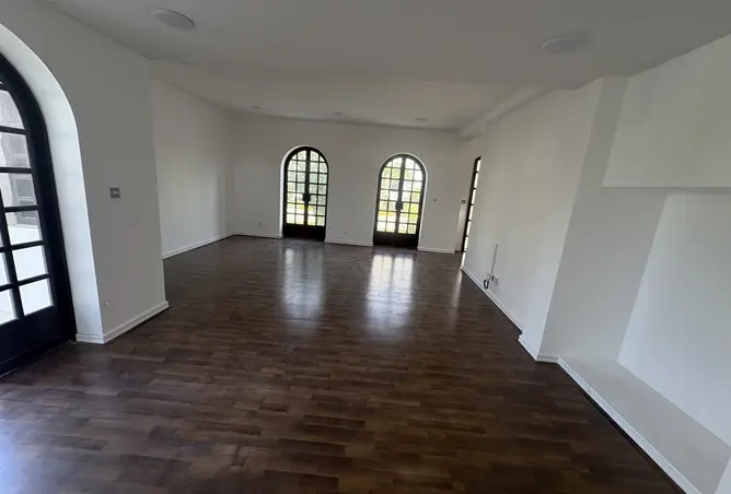 57669128 - Property Image 2