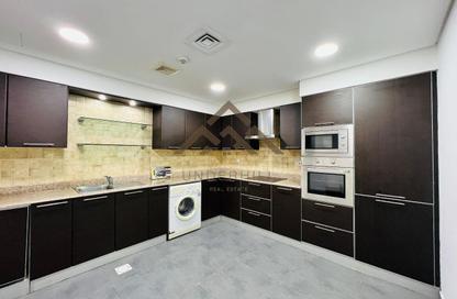 Apartment - 2 Bedrooms - 3 Bathrooms for rent in Al Juffair - Capital Governorate