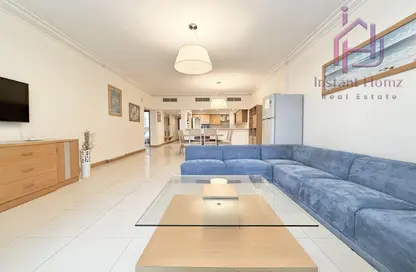 Apartment - 3 Bedrooms - 3 Bathrooms for rent in Al Juffair - Capital Governorate