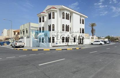 Villa - Studio - 6 Bathrooms for rent in Riffa - Southern Governorate