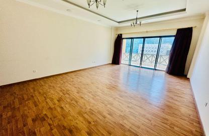 Apartment - 2 Bedrooms - 3 Bathrooms for rent in Seef - Capital Governorate