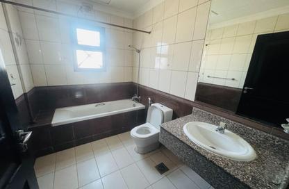 Apartment - 2 Bedrooms - 3 Bathrooms for rent in Seef - Capital Governorate