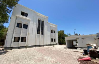 Villa - 4 Bedrooms - 6 Bathrooms for sale in Jeblat Hebshi - Northern Governorate