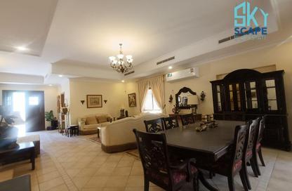 Villa - 4 Bedrooms - 5 Bathrooms for rent in Zinj - Manama - Capital Governorate Villa - 4 Bedrooms - 5 Bathrooms for rent in Zinj - Manama - Capital Governorate