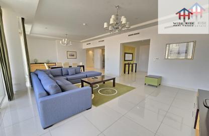 Apartment - 2 Bedrooms - 3 Bathrooms for rent in Sanabis - Manama - Capital Governorate