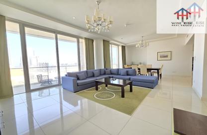 Apartment - 2 Bedrooms - 3 Bathrooms for rent in Sanabis - Manama - Capital Governorate