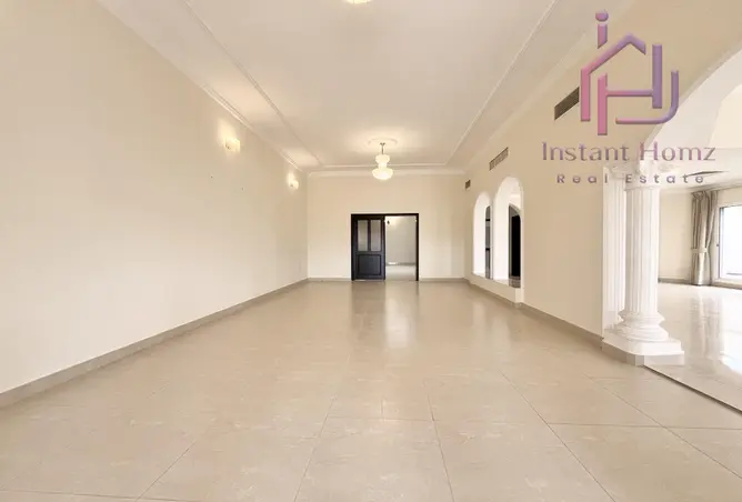 57122904 - Property Image 2