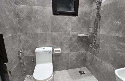 Apartment - 5 - 4 for sale in Hidd - Muharraq Governorate