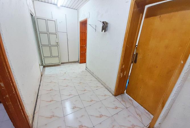 54069406 - Property Main Image