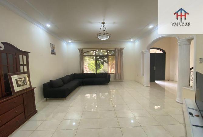 53432946 - Property Image 2