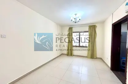 Apartment - 2 Bedrooms - 2 Bathrooms for rent in Hidd - Muharraq Governorate