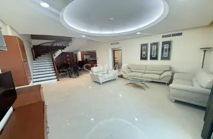 Apartment - 4 Bedrooms - 4 Bathrooms for rent in Al Juffair - Capital Governorate