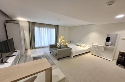 Apartment - Studio - 1 Bathroom for rent in Busaiteen - Muharraq Governorate