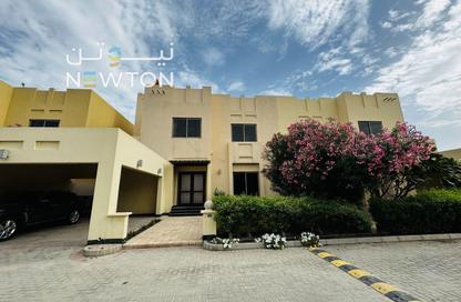 Villa - 4 Bedrooms - 4 Bathrooms for rent in Janabiya - Northern Governorate