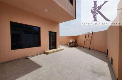 Villa - 4 - 5 for sale in Dumistan - Northern Governorate