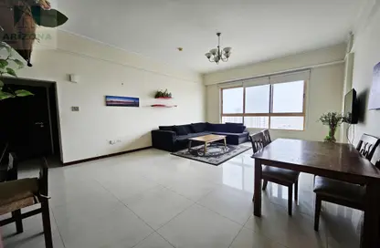 Apartment - 2 Bedrooms - 3 Bathrooms for rent in Al Juffair - Capital Governorate