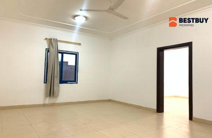 Apartment - 2 Bedrooms - 2 Bathrooms for rent in Hidd - Muharraq Governorate