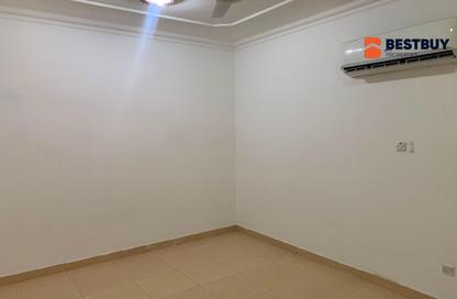 Apartment - 2 Bedrooms - 2 Bathrooms for rent in Hidd - Muharraq Governorate