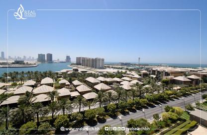 Apartment - 3 Bedrooms - 5 Bathrooms for rent in Reef Island - Capital Governorate Apartment - 3 Bedrooms - 5 Bathrooms for rent in Reef Island - Capital Governorate
