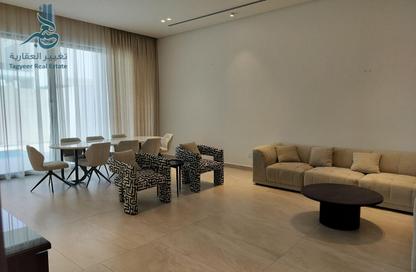 Villa - 5 Bedrooms - 6 Bathrooms for rent in Janabiya - Northern Governorate
