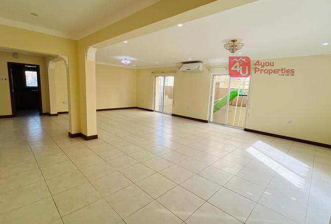 994976 - Property Image 3