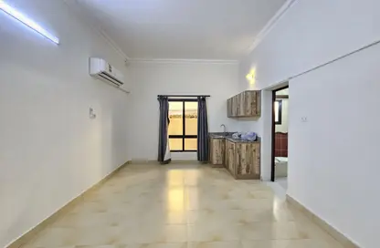 Apartment - Studio - 1 Bathroom for rent in Janabiya - Northern Governorate