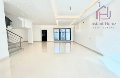 فيلا - 3 غرف نوم - 4 حمامات للبيع في مدينة حمد - المحافظة الشمالية