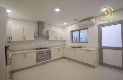Townhouse - 4 Bedrooms - 5 Bathrooms for rent in Saar - Northern Governorate