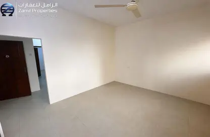 Apartment - 2 Bedrooms - 1 Bathroom for rent in Manama - Capital Governorate Apartment - 2 Bedrooms - 1 Bathroom for rent in Manama - Capital Governorate
