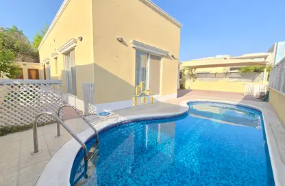 Compound - 3 Bedrooms - 2 Bathrooms for rent in Saar - Northern Governorate