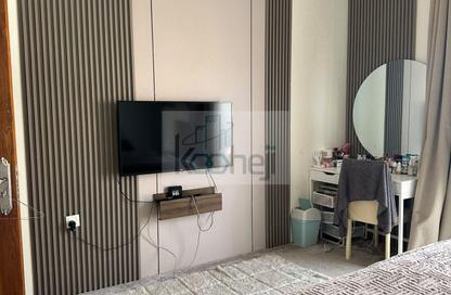Villa - 4 - 5 for rent in Busaiteen - Muharraq Governorate