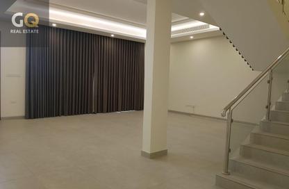 Villa - 4 Bedrooms - 5 Bathrooms for rent in Salmaniya - Manama - Capital Governorate Villa - 4 Bedrooms - 5 Bathrooms for rent in Salmaniya - Manama - Capital Governorate