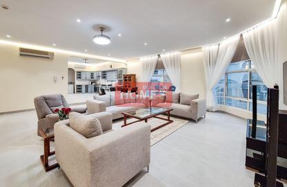 Apartment - 3 Bedrooms - 3 Bathrooms for rent in Al Juffair - Capital Governorate
