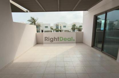 Apartment - 2 Bedrooms - 2 Bathrooms for sale in Tala Island - Amwaj Islands - Muharraq Governorate