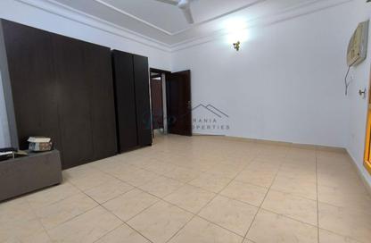 Apartment - 2 Bedrooms - 2 Bathrooms for rent in Al Juffair - Capital Governorate