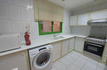Apartment - 2 Bedrooms - 2 Bathrooms for rent in Mahooz - Manama - Capital Governorate
